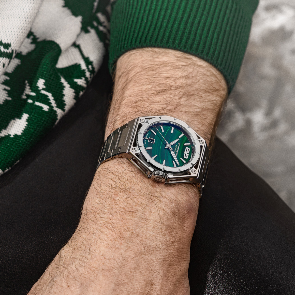 EDGE MALACHITE STEEL